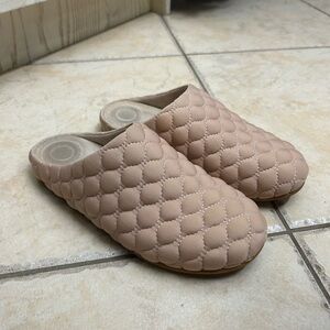Quilted Pale Pink Slip-On Women's Shoes